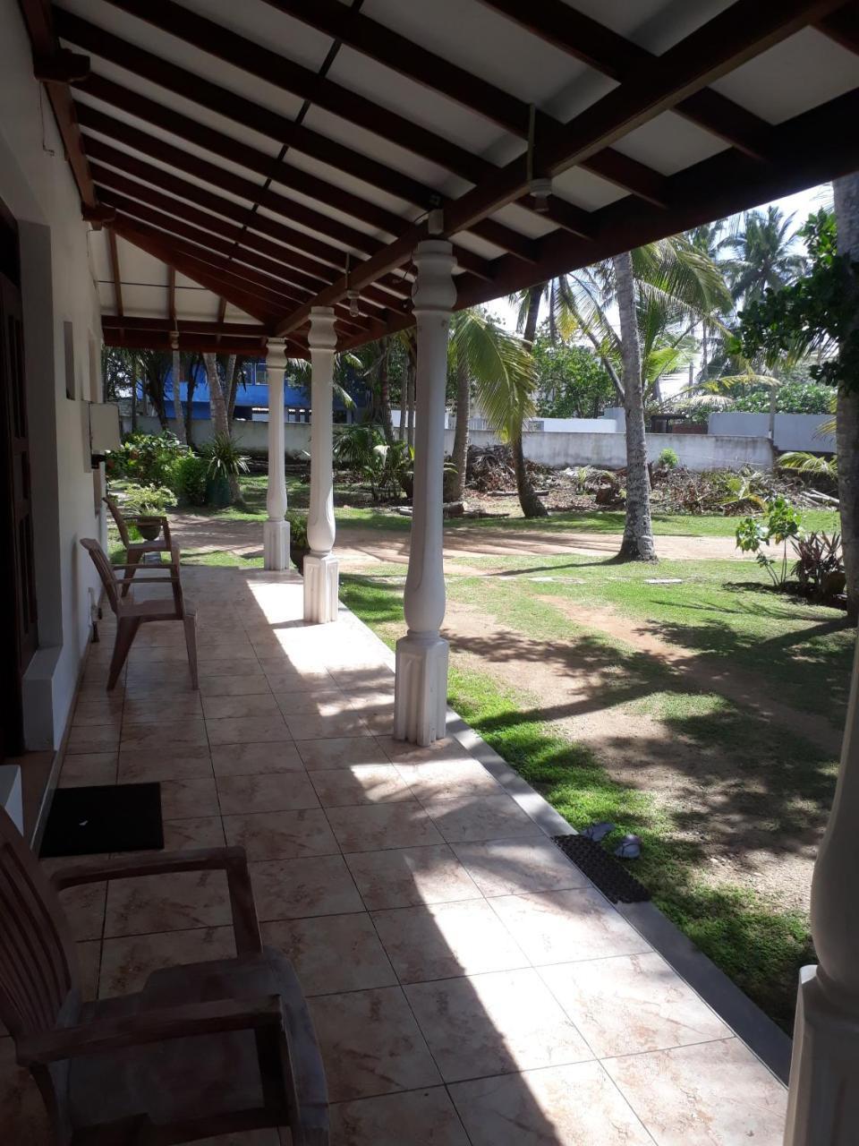 Hotel Sun And Surf Rest Ahangama Exteriér fotografie